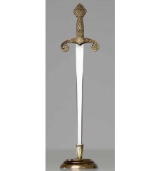 Letter opener of Alfonso X of brass